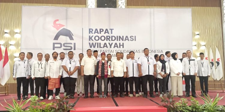 Pengurus DPW PSI Dilantik, Raja Juli Antoni Yakin Romi Haryanto Bisa Bawa PSI Jadi Kekuatan Baru di Jambi